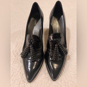 Stuart Weitzman Sz 9 black heel